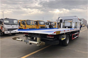 金城江汽车救援补胎