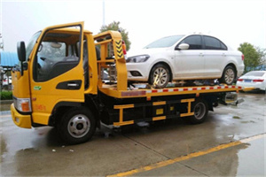 金城江附近拖车救援24小时服务热线